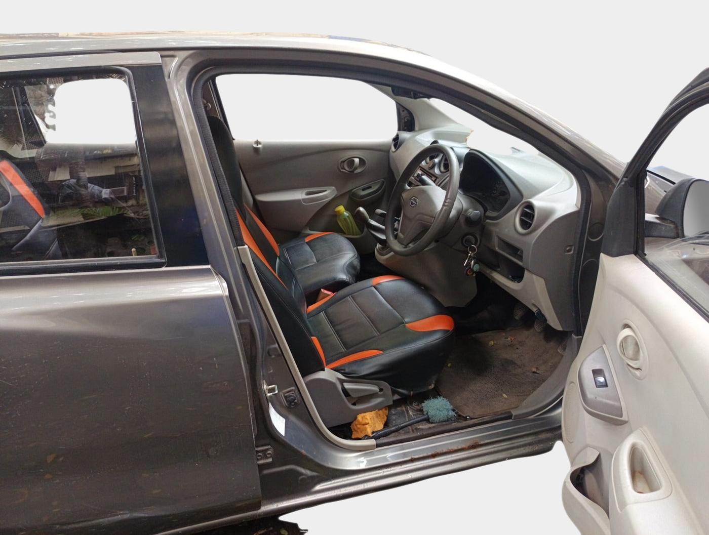 2015 Datsun Go T, Petrol, Manual, 32,284 km, interior