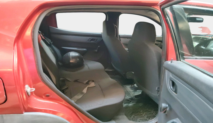 2016 Renault Kwid RXT 1.0, Petrol, Manual, 37,331 km, interior