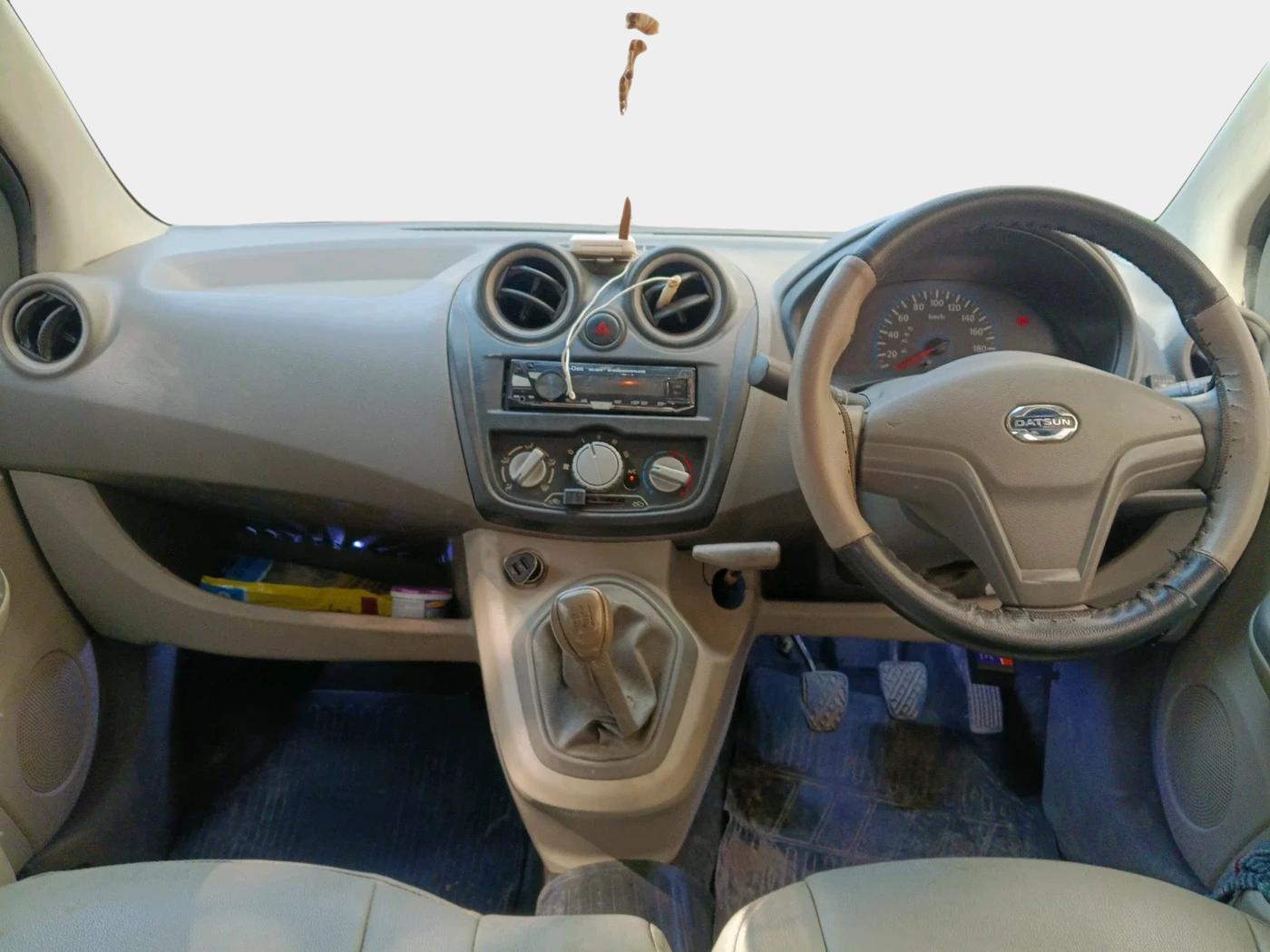 2015 Datsun Go T, CNG, Manual, 61,533 km, interior