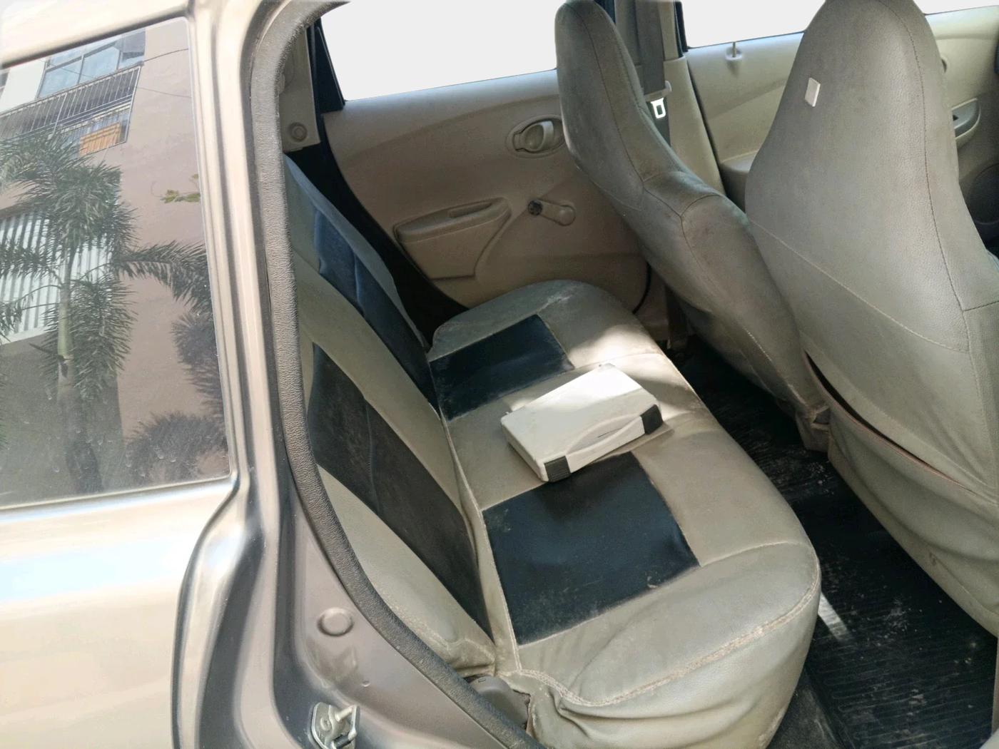 2015 Datsun Go T, CNG, Manual, 61,533 km, interior