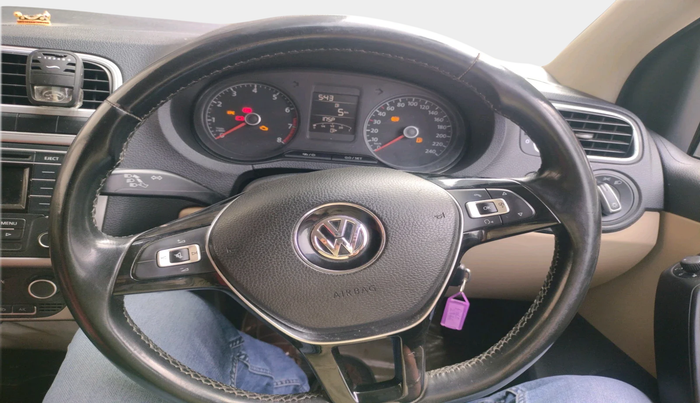 2015 Volkswagen Polo HIGHLINE1.2L, Petrol, Manual, 48,151 km, interior