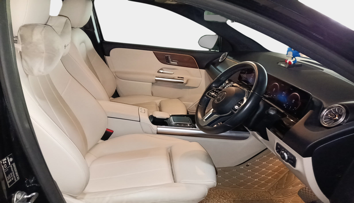 2022 Mercedes Benz GLA Class 200, Petrol, Automatic, 9,110 km, interior
