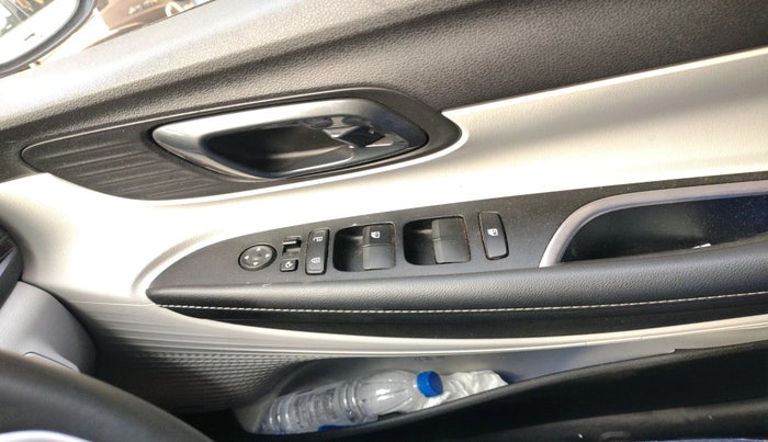 2024 Hyundai NEW I20 ASTA (O) 1.2 IVT, Petrol, Automatic, 13,410 km, interior