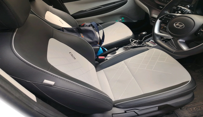 2024 Hyundai NEW I20 ASTA (O) 1.2 IVT, Petrol, Automatic, 13,410 km, interior