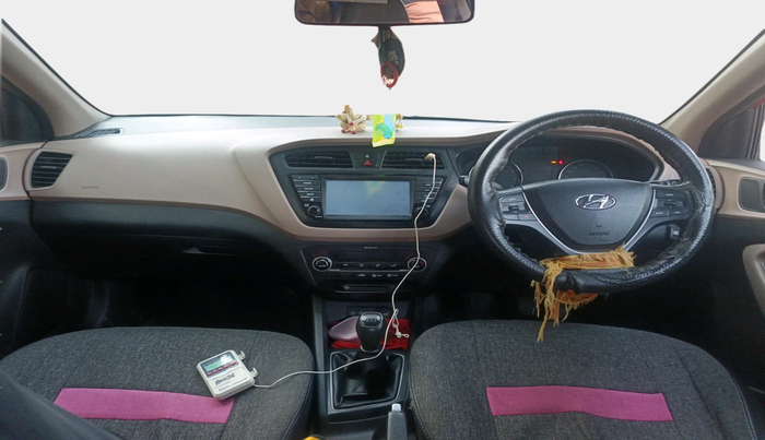 2017 Hyundai Elite i20 ASTA 1.2, Petrol, Manual, 1,90,182 km, interior