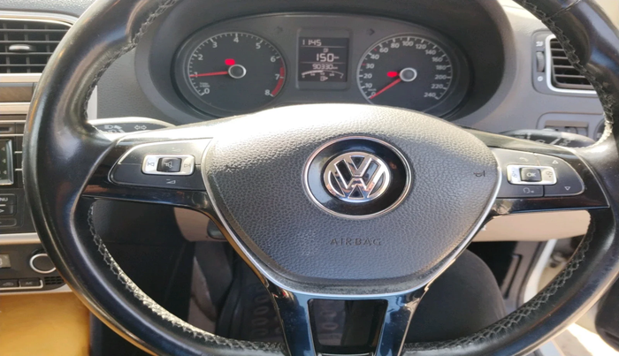 2015 Volkswagen Polo HIGHLINE1.2L, Petrol, Manual, 90,330 km, interior