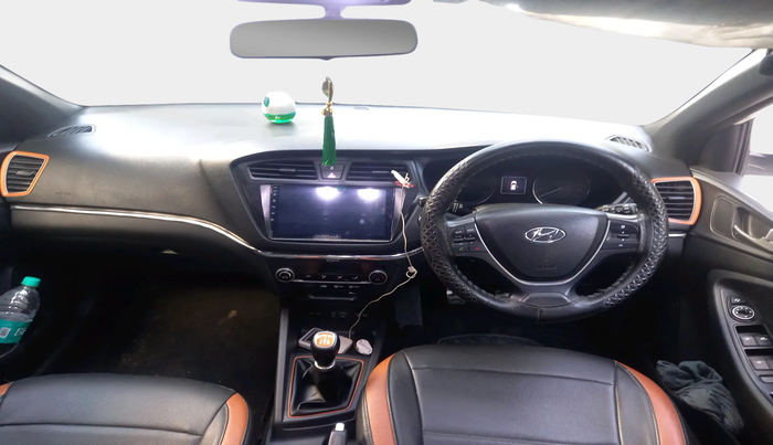 2017 Hyundai i20 Active 1.2 SX, Petrol, Manual, 30,908 km, interior