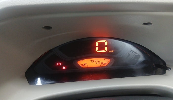 2024 Maruti Eeco 5 STR AC, Petrol, Manual, 7,037 km, interior