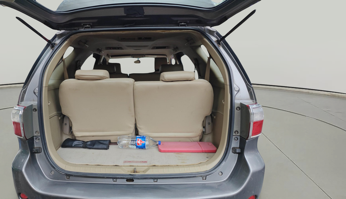 2010 Toyota Fortuner 3.0 4X4 MT, Diesel, Manual, 2,01,605 km, exterior