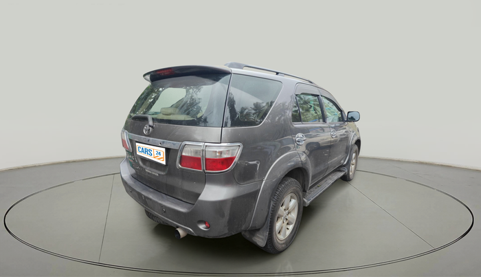 2010 Toyota Fortuner 3.0 4X4 MT, Diesel, Manual, 2,01,605 km, exterior