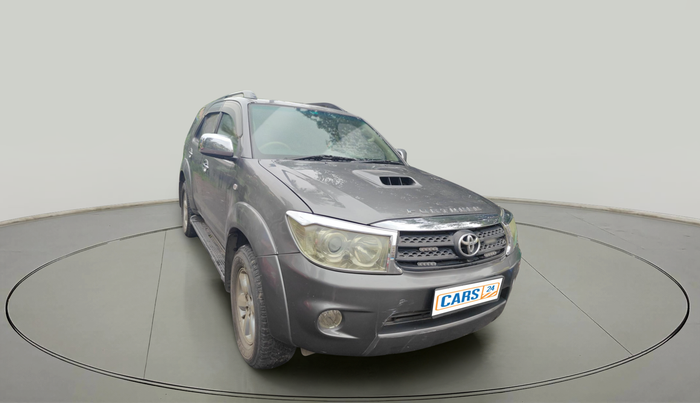 2010 Toyota Fortuner 3.0 4X4 MT, Diesel, Manual, 2,01,605 km, exterior