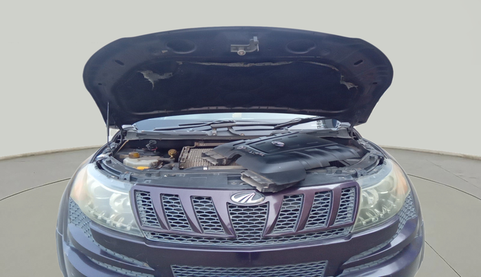 2013 Mahindra XUV500 W8, Diesel, Manual, 1,08,000 km, exterior