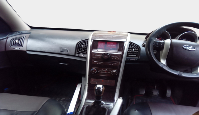 2013 Mahindra XUV500 W8, Diesel, Manual, 1,08,000 km, interior