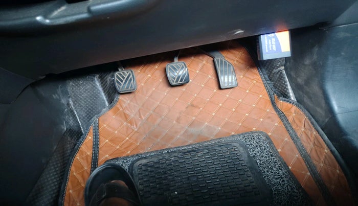 2015 Maruti S Cross ZETA 1.3, Diesel, Manual, 77,016 km, interior