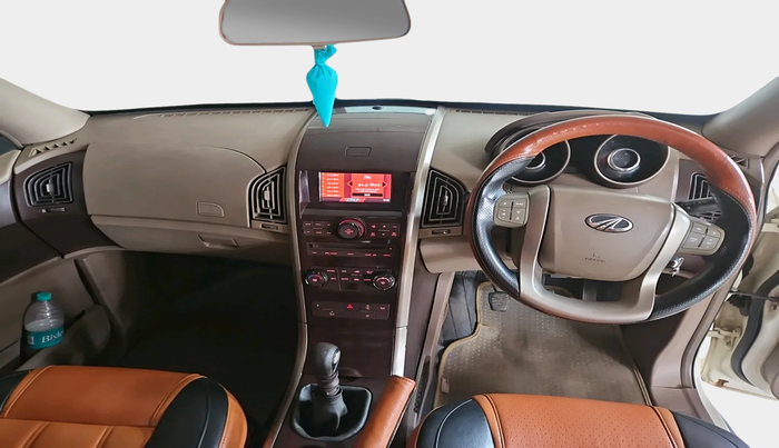 2013 Mahindra XUV500 W8, Diesel, Manual, 95,003 km, interior