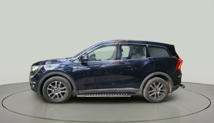 2023 Mahindra XUV700 AX 7 P AT 7 STR, Petrol, Automatic, 22,068 km, exterior