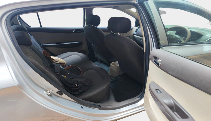 2011 Hyundai i20 SPORTZ 1.2, Petrol, Manual, 71,203 km, interior