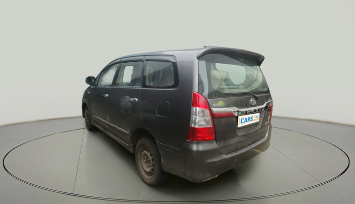2014 Toyota Innova 2.5 GX 8 STR, Diesel, Manual, 2,69,746 km, exterior