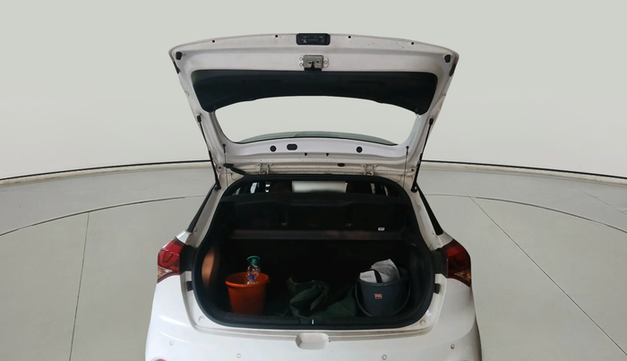 2017 Hyundai i20 Active 1.2 S, Petrol, Manual, 29,702 km, exterior