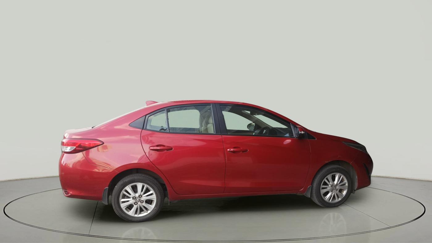 2018 Toyota YARIS V CVT, Petrol, Automatic, 24,296 km, exterior