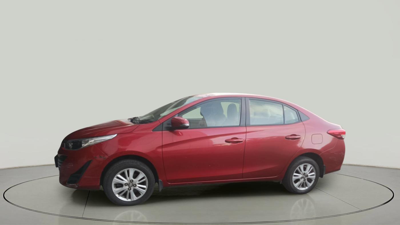 2018 Toyota YARIS V CVT, Petrol, Automatic, 24,296 km, exterior
