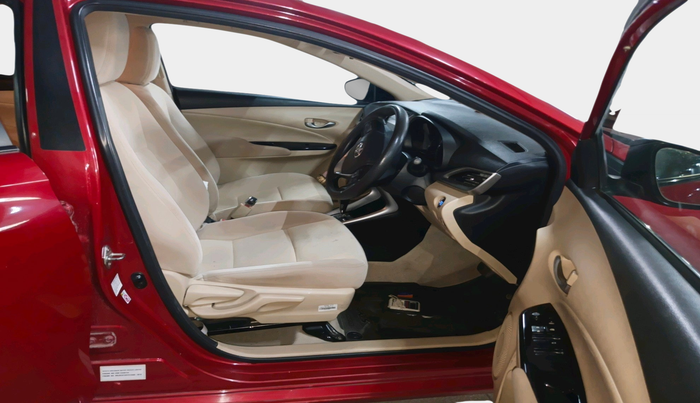 2018 Toyota YARIS V CVT, Petrol, Automatic, 24,296 km, interior