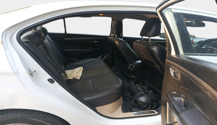 2016 Maruti Ciaz ZXI+ RS, Petrol, Manual, 90,018 km, interior