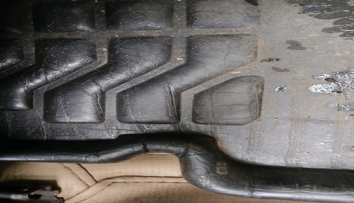 2012 Volkswagen Vento HIGHLINE DIESEL 1.6, Diesel, Manual, 1,15,371 km, interior