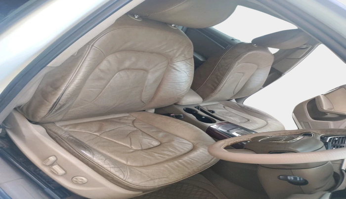 2011 Audi A4 2.0 TDI, Diesel, Automatic, 1,04,297 km, interior