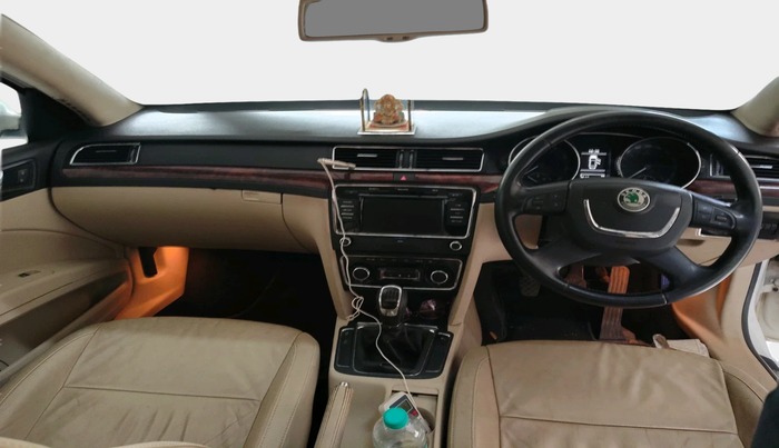 2012 Skoda Superb ELEGANCE 1.8 TSI MT, Petrol, Manual, 62,567 km, interior