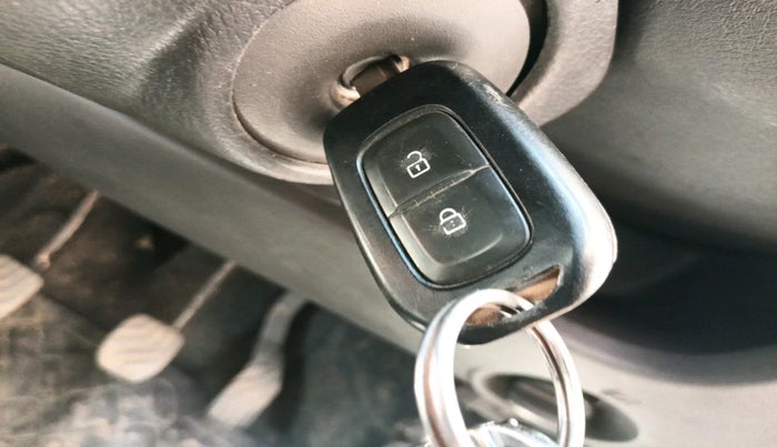 2018 Datsun Redi Go T(O) 1.0, Petrol, Manual, 31,024 km, interior