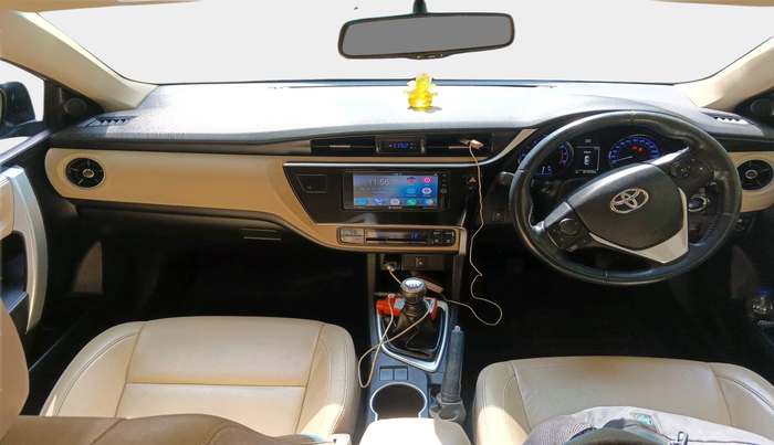 2017 Toyota Corolla Altis GL PETROL, Petrol, Manual, 67,529 km, interior