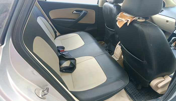 2017 Volkswagen Ameo HIGHLINE PLUS 1.5L AT 16 ALLOY, Diesel, Automatic, 1,18,149 km, interior