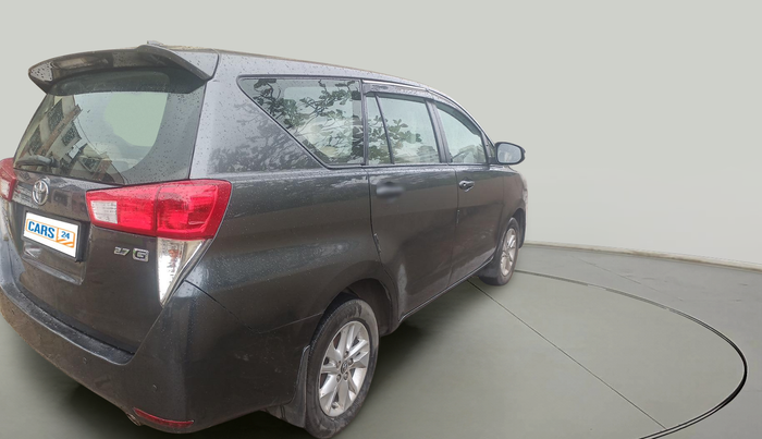 2017 Toyota Innova Crysta 2.7 GX 8 STR, Petrol, Manual, 65,920 km, exterior