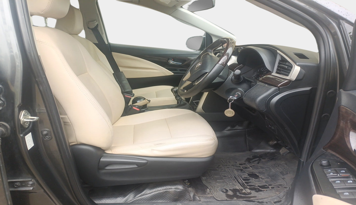 2017 Toyota Innova Crysta 2.7 GX 8 STR, Petrol, Manual, 65,920 km, interior