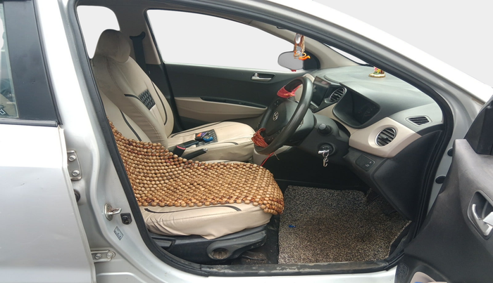 2015 Hyundai Xcent S (O) 1.2, Petrol, Manual, 71,115 km, interior