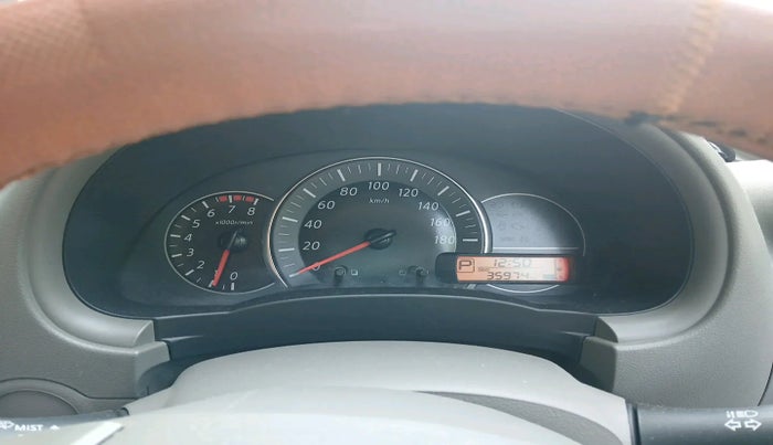 2016 Nissan Micra XL CVT, Petrol, Automatic, 35,974 km, interior