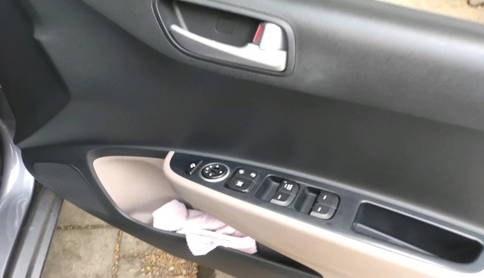 2019 Hyundai Grand i10 SPORTZ 1.2 KAPPA VTVT, Petrol, Manual, 1,08,266 km, interior