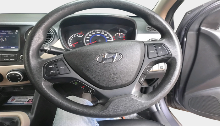 2019 Hyundai Grand i10 SPORTZ 1.2 KAPPA VTVT, Petrol, Manual, 1,08,266 km, interior