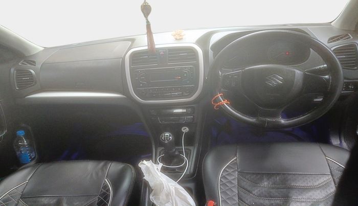 2022 Maruti Vitara Brezza VXI, Petrol, Manual, 94,083 km, interior