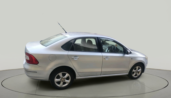 2012 Skoda Rapid ELEGANCE 1.6 MPI MT, Petrol, Manual, 58,608 km, exterior