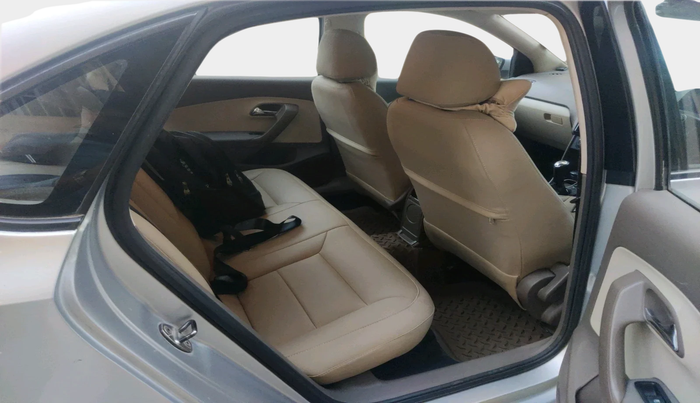 2012 Skoda Rapid ELEGANCE 1.6 MPI MT, Petrol, Manual, 58,608 km, interior