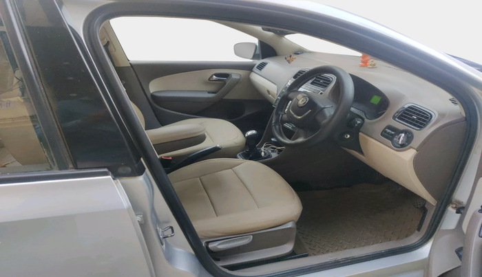 2012 Skoda Rapid ELEGANCE 1.6 MPI MT, Petrol, Manual, 58,608 km, interior