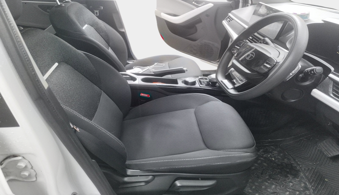 2023 Tata NEXON CREATIVE+ AMT 1.2 PETROL, Petrol, Automatic, 5,192 km, interior