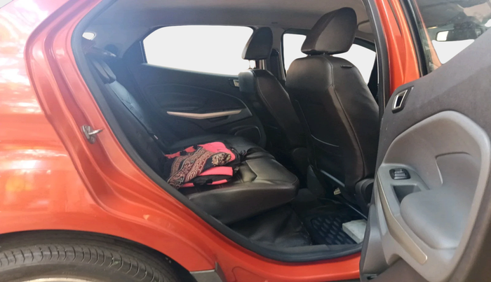 2017 Ford Ecosport TITANIUM 1.5L DIESEL, Diesel, Manual, 1,58,933 km, interior