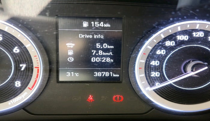 2022 Hyundai Creta SX 1.5 PETROL, Petrol, Manual, 38,781 km, interior