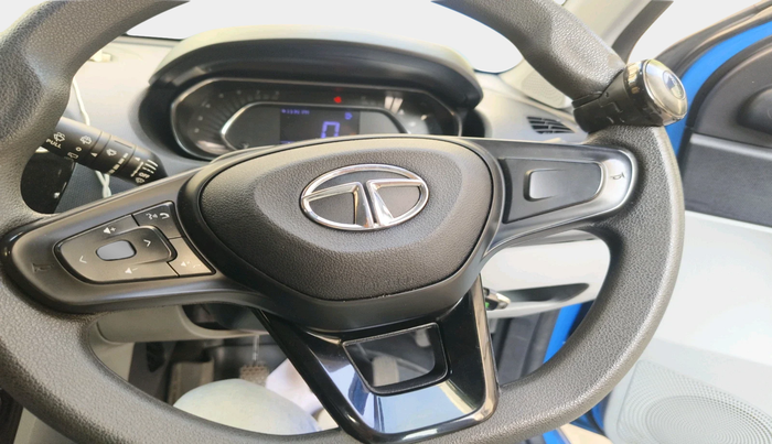 2020 Tata Tiago XZ PLUS PETROL, Petrol, Manual, 74,102 km, interior