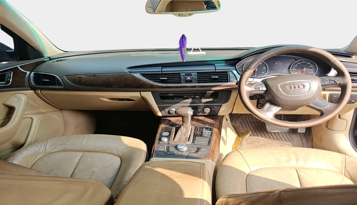 2013 Audi A6 2.0 TDI PREMIUM PLUS, Diesel, Automatic, 1,53,424 km, interior