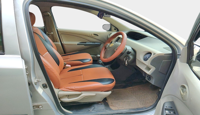 2015 Toyota Etios GD, Diesel, Manual, 87,536 km, interior