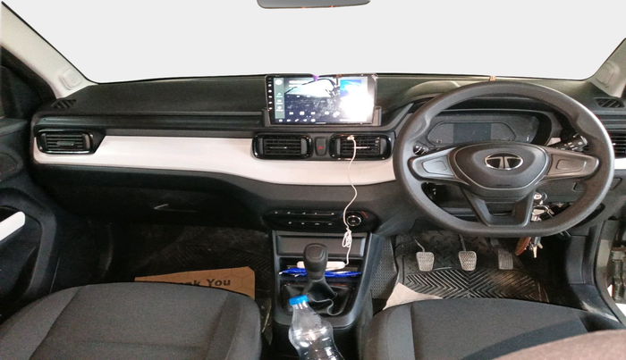 2024 Tata PUNCH PURE MT, Petrol, Manual, 2,723 km, interior